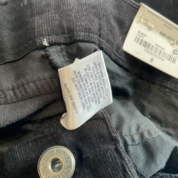 St. John's Bay Black Straight Corduroy Pants Women's Size 6 Mid Rise - Picture 5 of 8